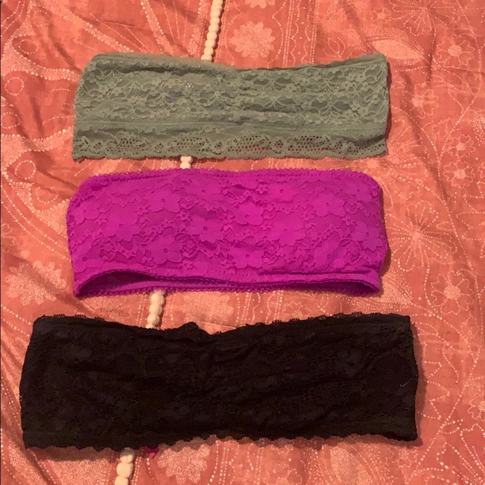 💥BUNDLE💥 3 strapless bralettes 😻😻